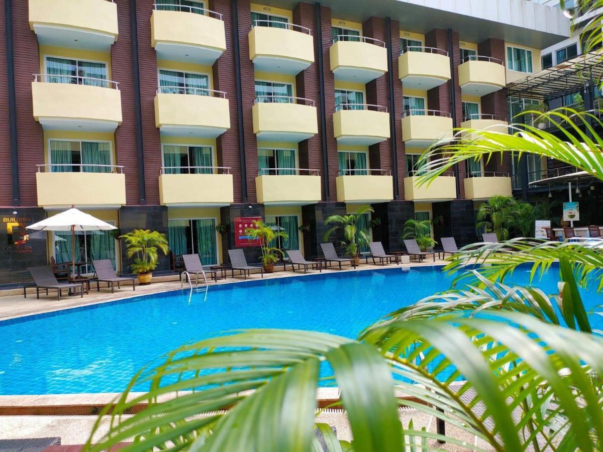 Baron Beach Hotel Pattaya Exterior foto